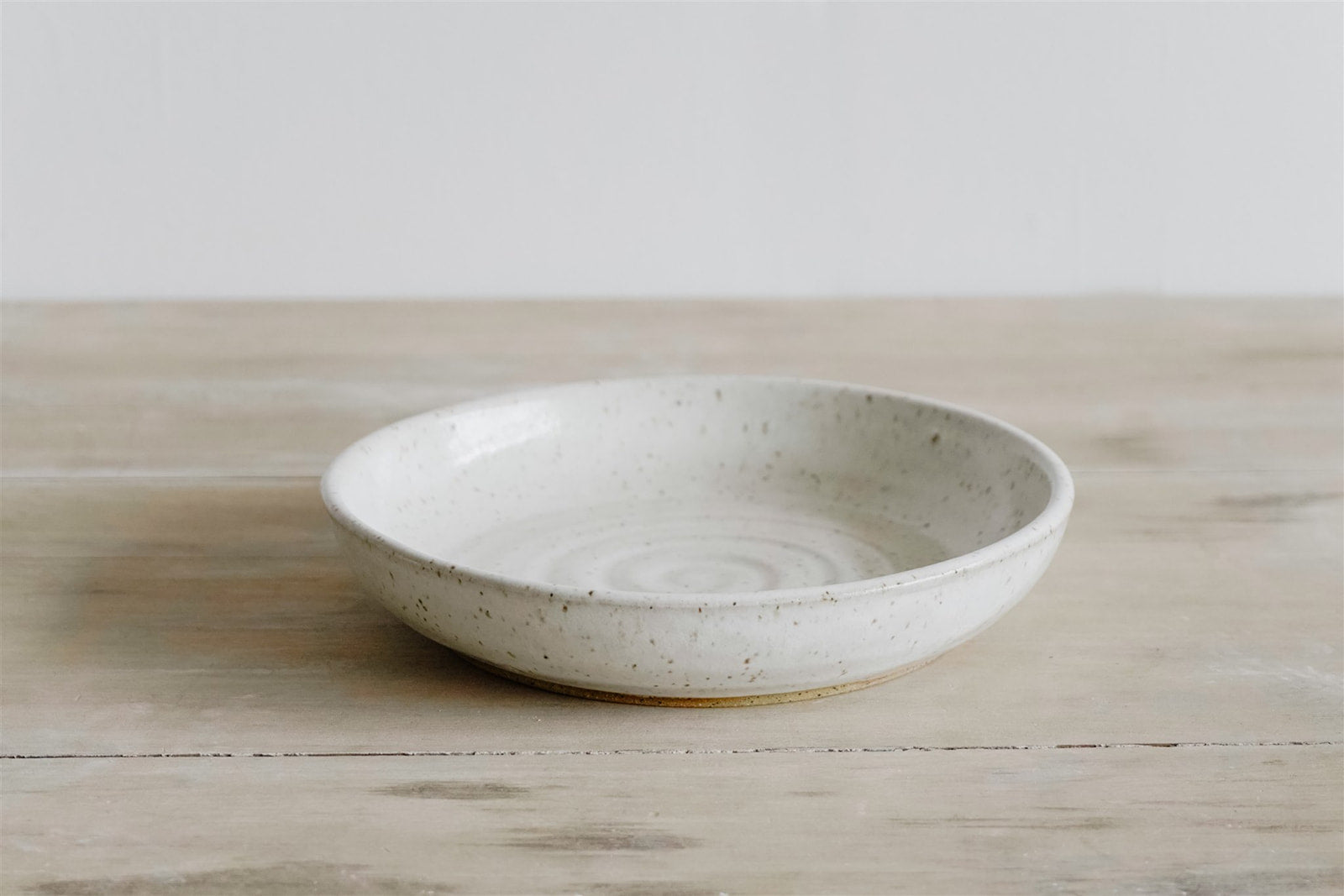 Pasta Bowl - Speckled White - Raw Rim