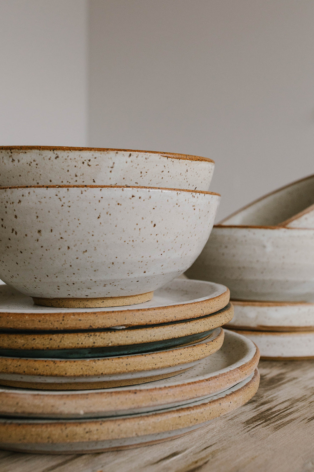 The Full Dinnerware Set - 8 place settings